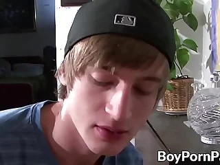 Emo twinks Rob Karota and Milan Tatoo have anal action