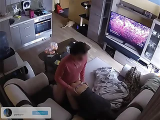 Caught cheating on my boyfriend - fucked bareback and came Grindr date came inside my hole!